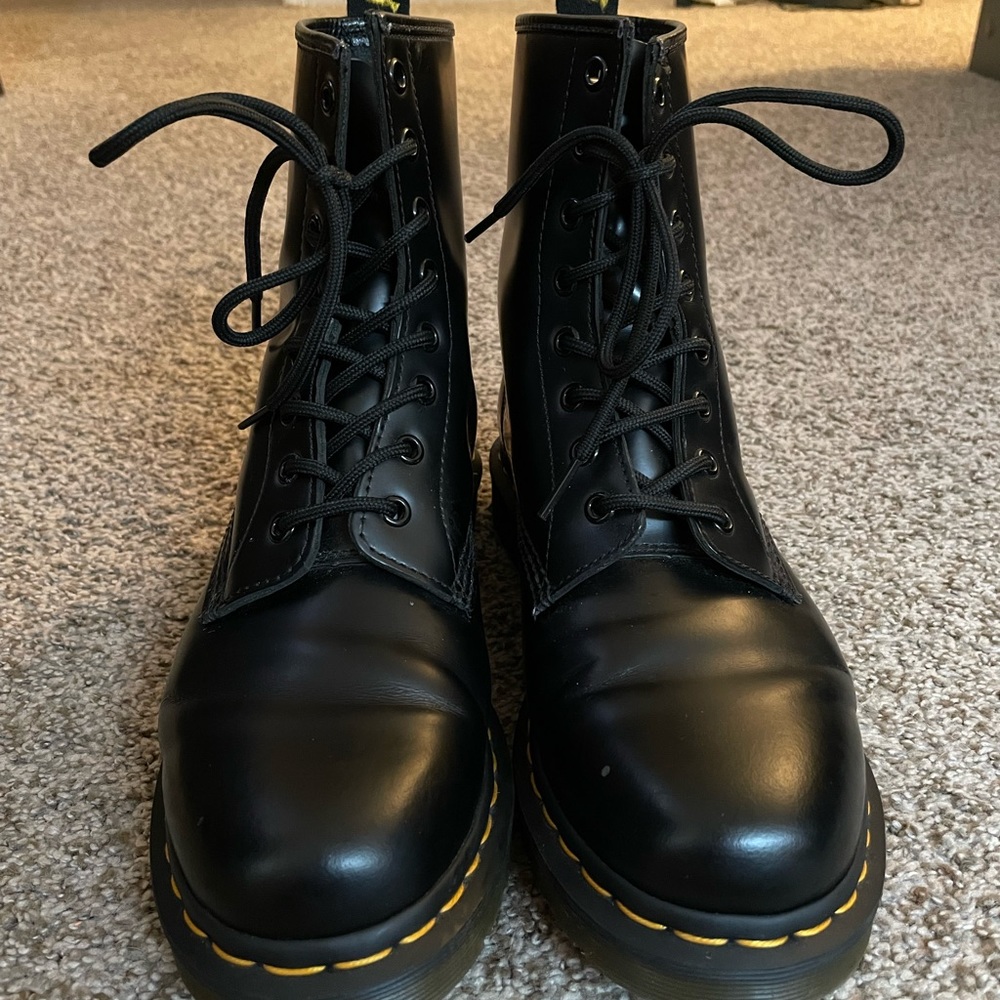 Doc Martens 1460 smooth leather lace up boots